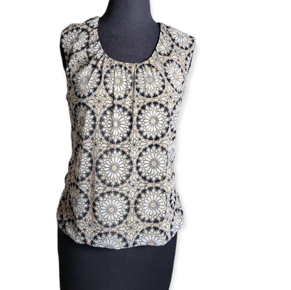 George pleated scoop neck geometric print sleeveless top size large 12/14